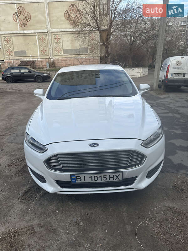 Седан Ford Fusion 2014 в Кременчуге