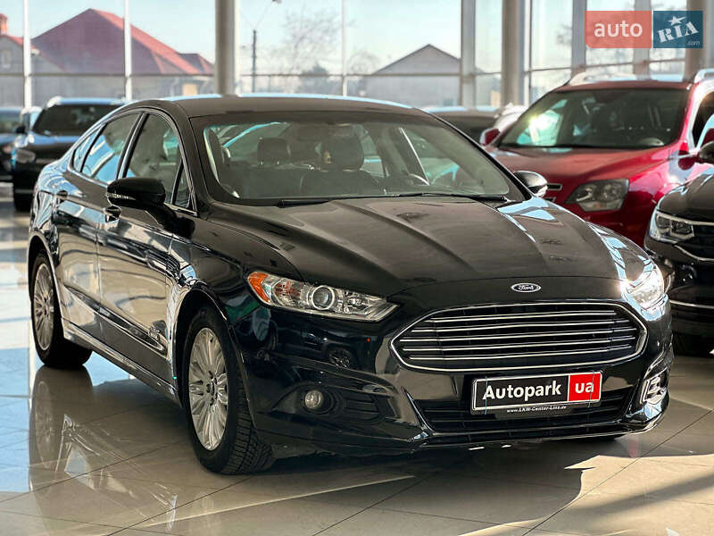 Седан Ford Fusion 2014 в Одесі
