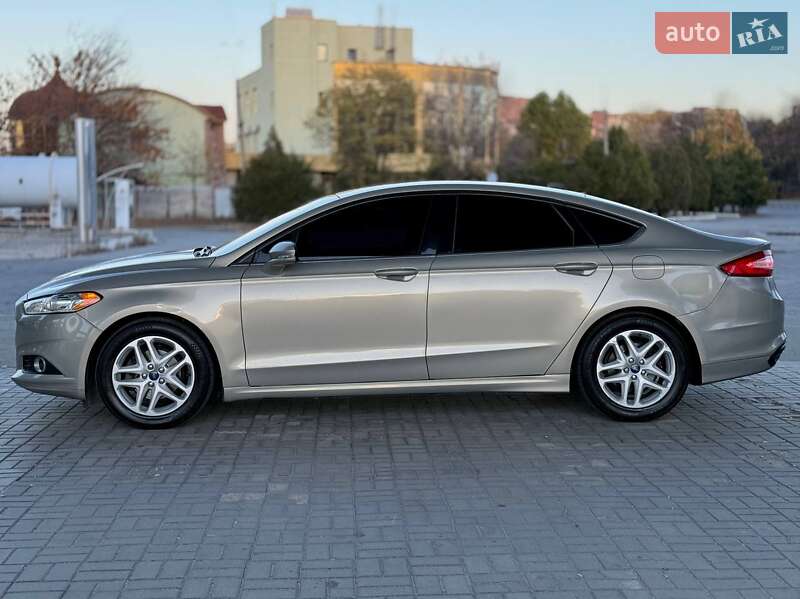 Седан Ford Fusion 2014 в Дніпрі
