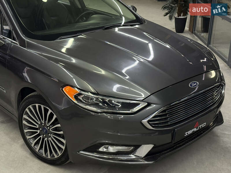 Седан Ford Fusion 2016 в Одесі