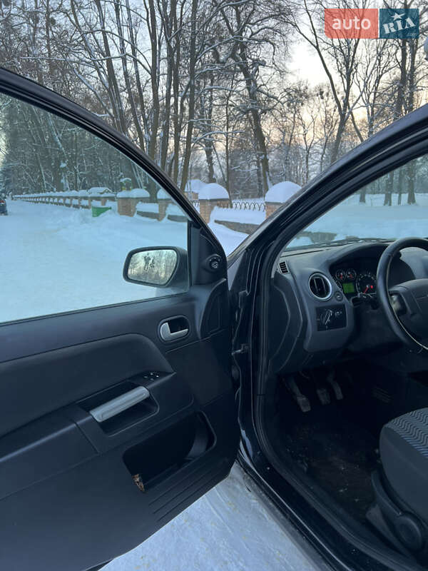 Хетчбек Ford Fusion 2007 в Звягелі