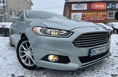 Седан Ford Fusion 2013 в Смілі