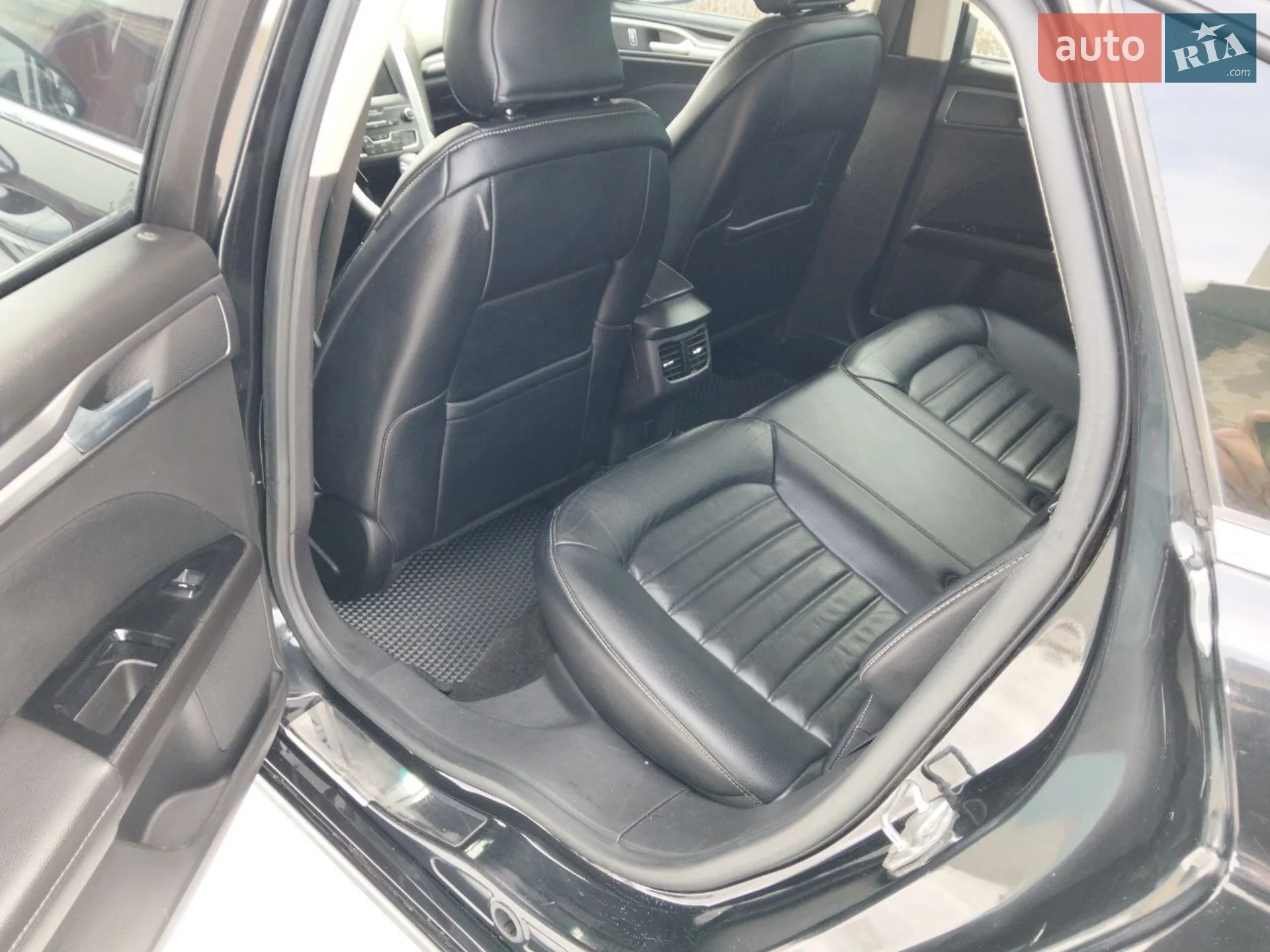 2014 Ford Fusion - мініатюра 11