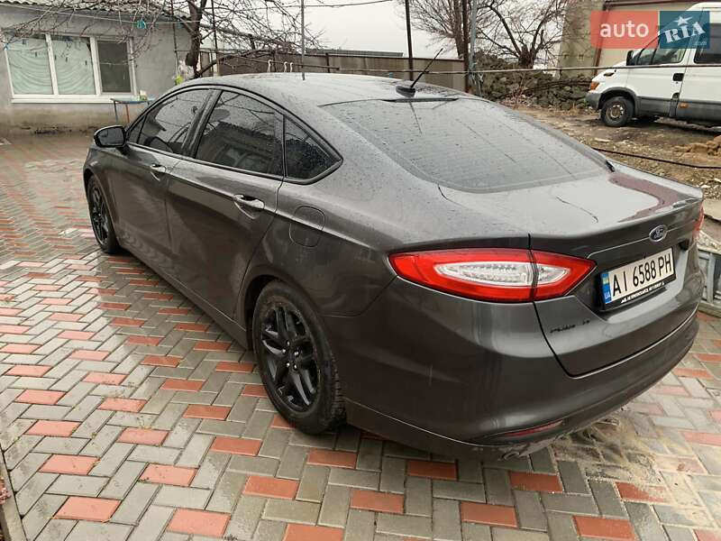 Седан Ford Fusion 2015 в Николаеве