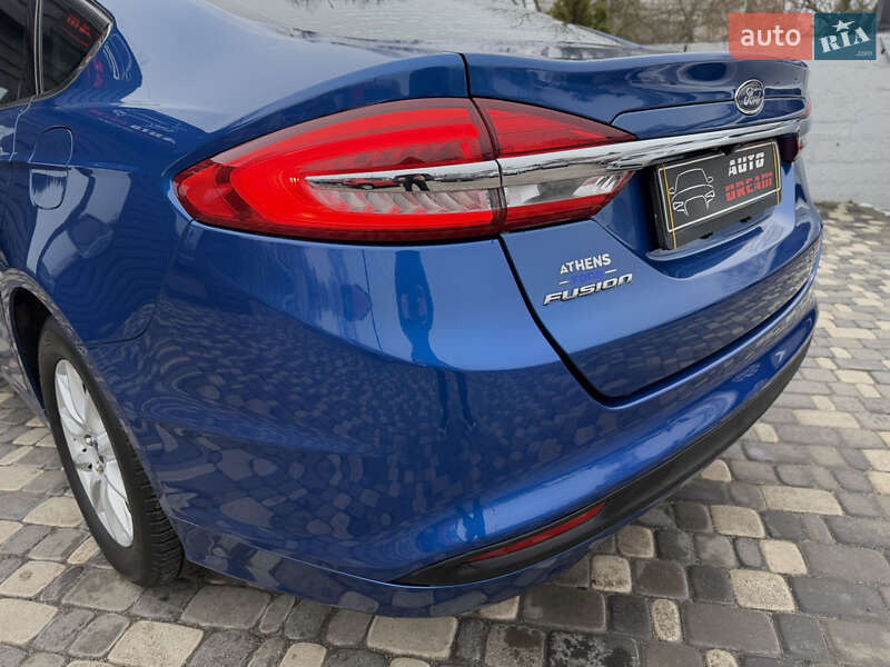 Седан Ford Fusion 2016 в Кропивницком