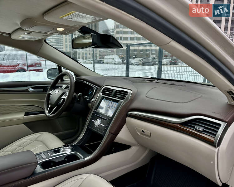 Седан Ford Fusion 2016 в Києві