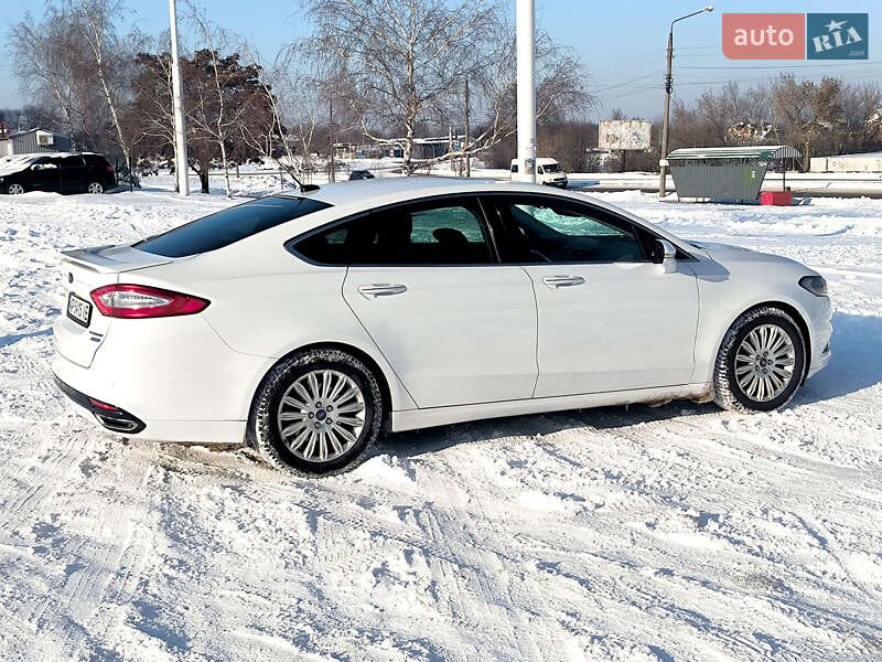 Седан Ford Fusion 2014 в Запоріжжі