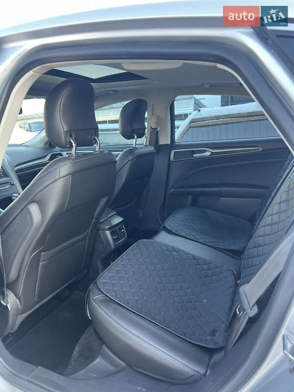 Седан Ford Fusion 2013 в Киеве