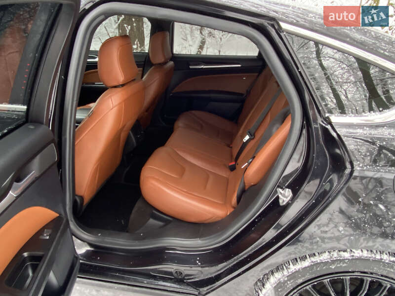 Седан Ford Fusion 2020 в Киеве