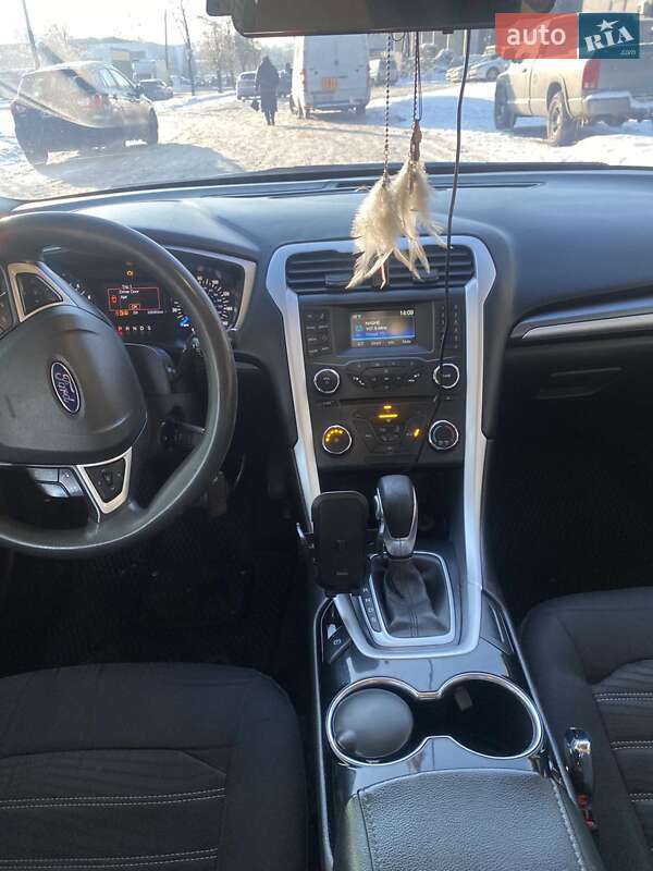 Седан Ford Fusion 2016 в Киеве