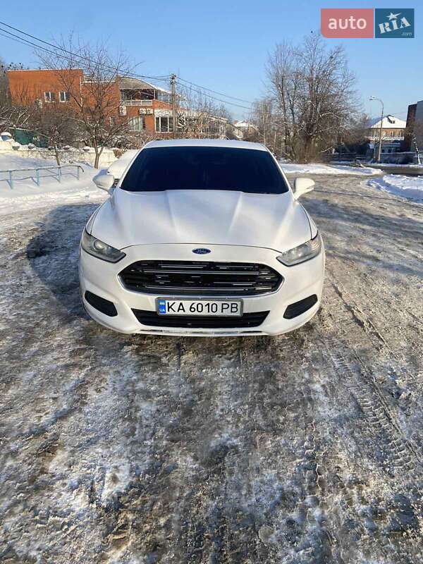 Ford Fusion 2016