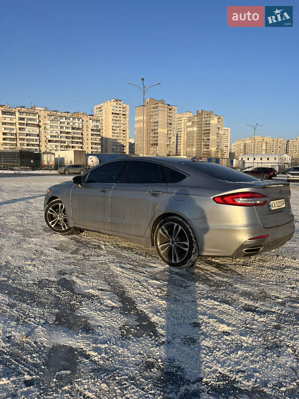 Седан Ford Fusion 2020 в Киеве