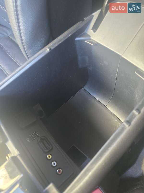 Седан Ford Fusion 2015 в Києві фото 17 Седан Ford Fusion 2015 в Києві