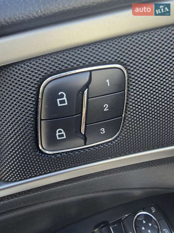 Седан Ford Fusion 2015 в Києві фото 23 Седан Ford Fusion 2015 в Києві