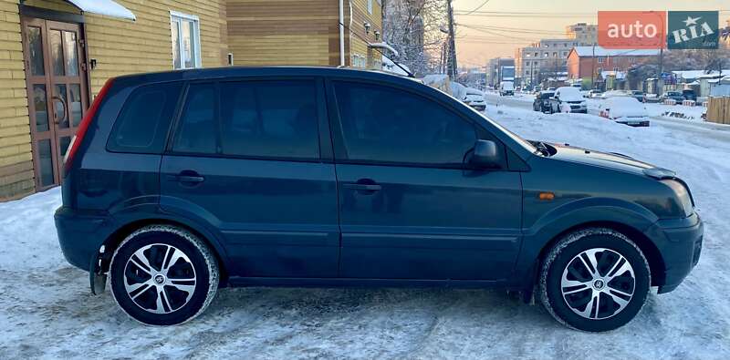 Хетчбек Ford Fusion 2011 в Києві