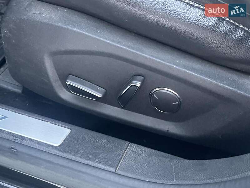 Седан Ford Fusion 2013 в Киеве