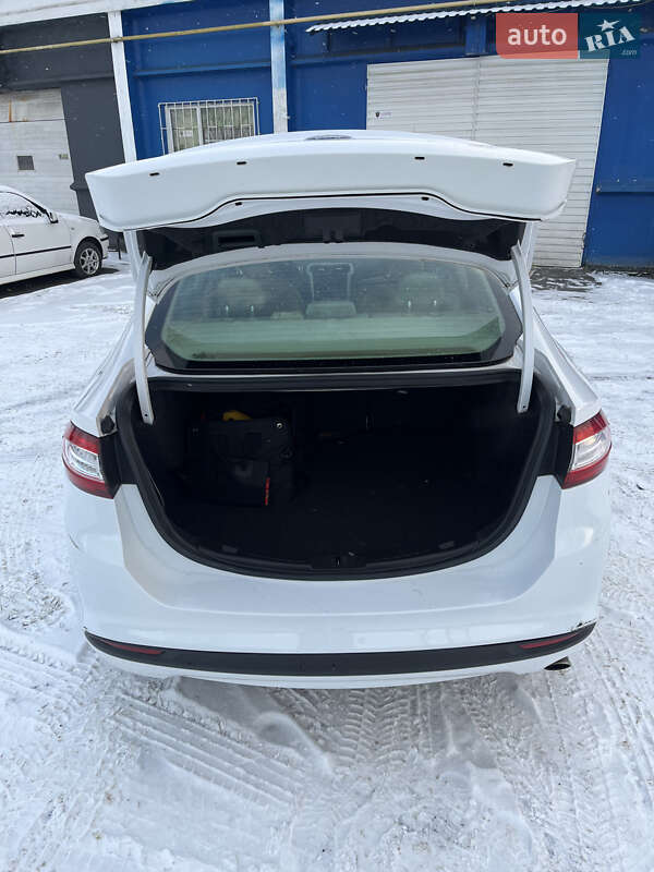 Седан Ford Fusion 2014 в Одессе