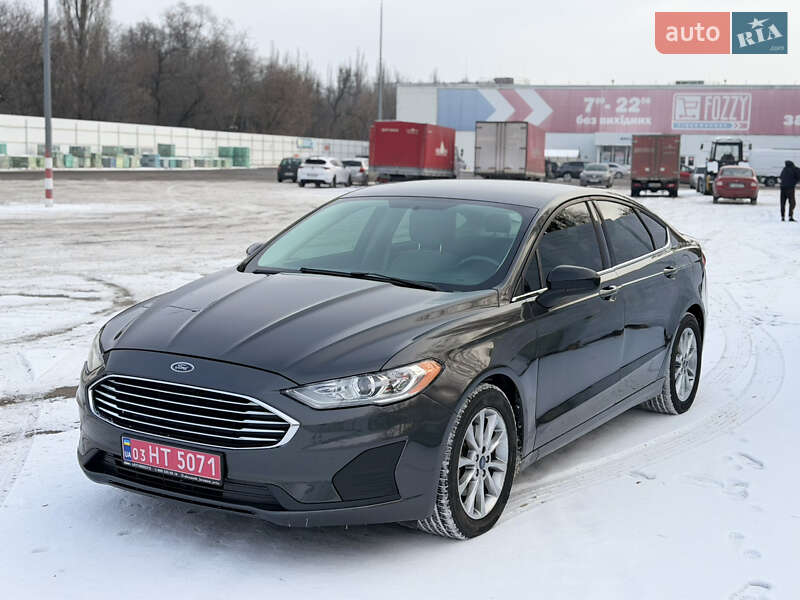 Седан Ford Fusion 2017 в Кременчуге фото 3 Седан Ford Fusion 2017 в Кременчуге