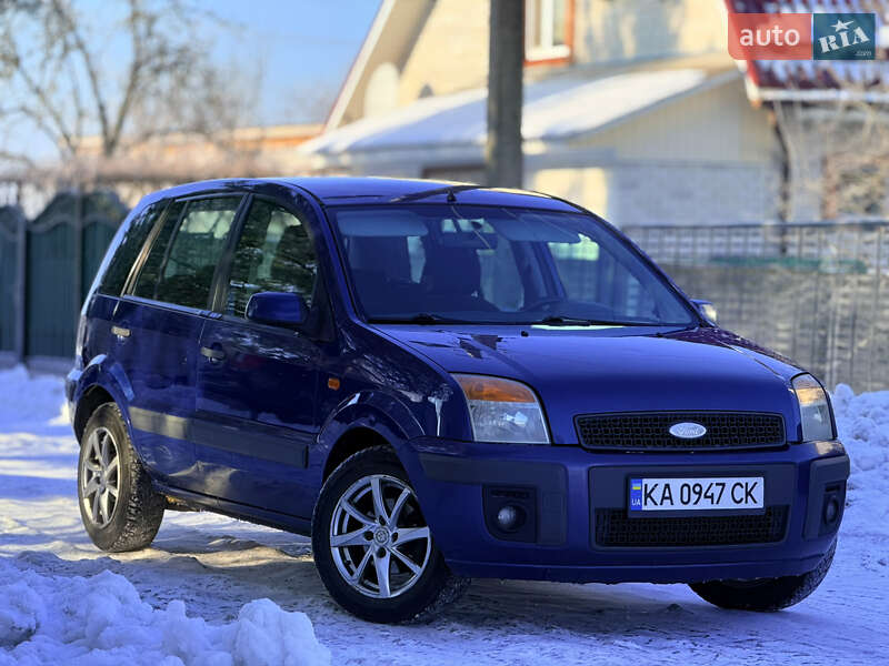 Хэтчбек Ford Fusion 2007 в Мене