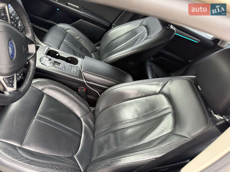 Седан Ford Fusion 2018 в Киеве