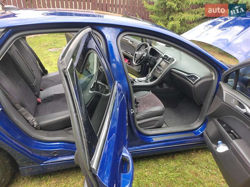 Седан Ford Fusion 2014 в Києві