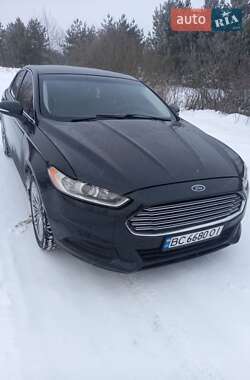 Седан Ford Fusion 2013 в Жовкве