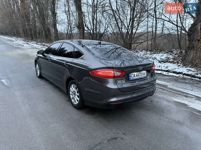 Седан Ford Fusion 2016 в Киеве фото 11 Седан Ford Fusion 2016 в Киеве