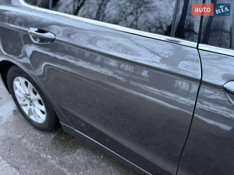 Седан Ford Fusion 2016 в Киеве фото 17 Седан Ford Fusion 2016 в Киеве