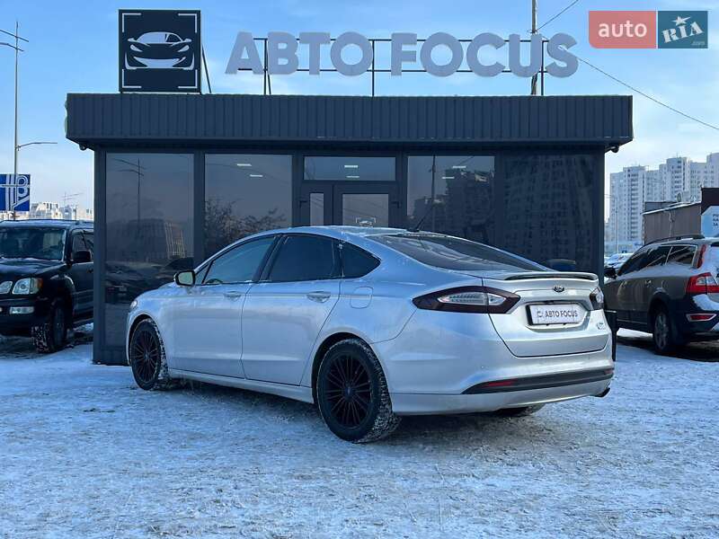 Седан Ford Fusion 2013 в Киеве