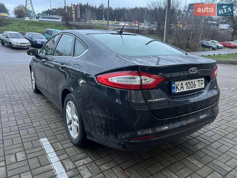Седан Ford Fusion 2013 в Киеве