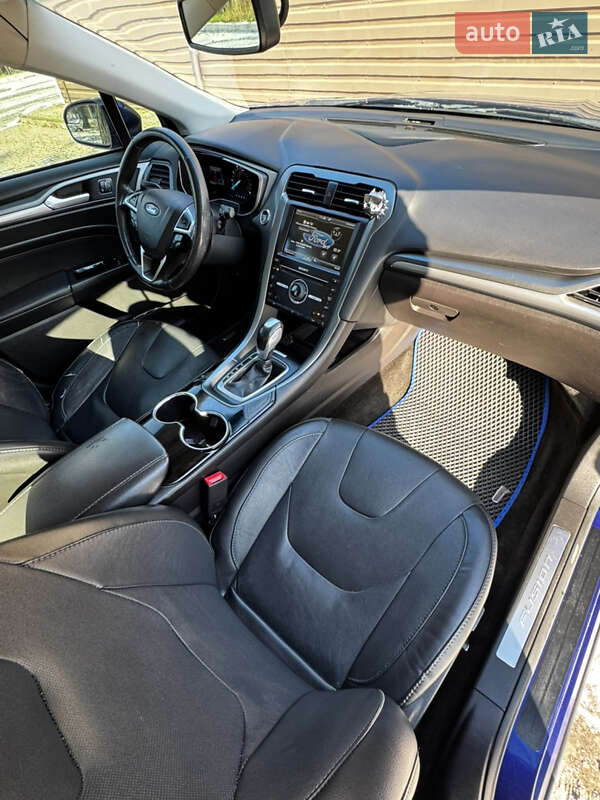 Седан Ford Fusion 2015 в Сумах