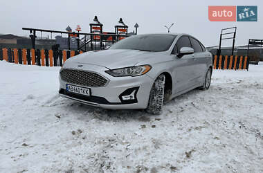 Седан Ford Fusion 2019 в Вінниці
