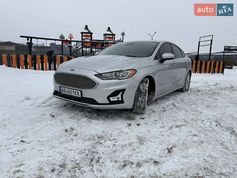 Ford Fusion 2019