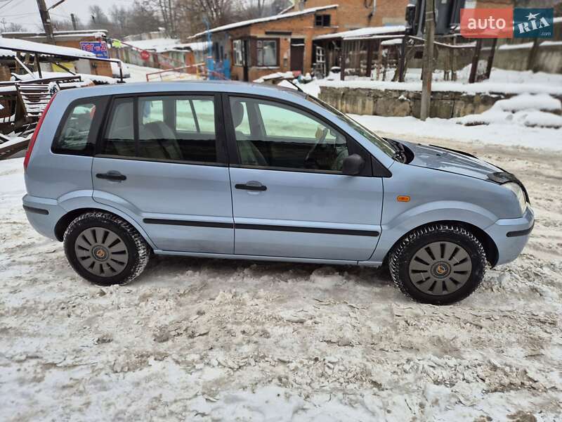 Хэтчбек Ford Fusion 2005 в Виннице