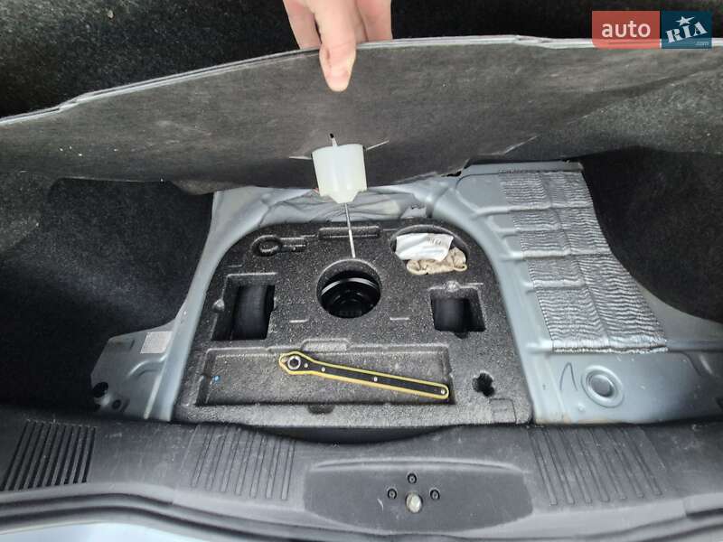 Хэтчбек Ford Fusion 2005 в Виннице