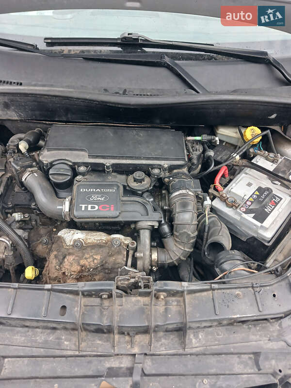 Хетчбек Ford Fusion 2002 в Чернігові фото 2 Хетчбек Ford Fusion 2002 в Чернігові