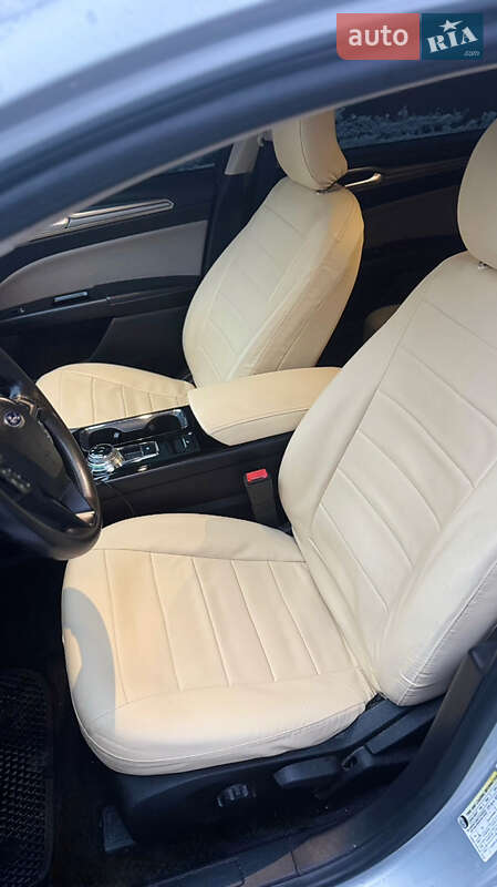 Седан Ford Fusion 2016 в Києві