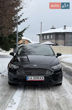 Седан Ford Fusion 2018 в Киеве