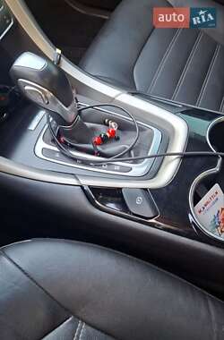 Седан Ford Fusion 2013 в Ровно