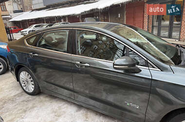 Седан Ford Fusion 2014 в Львове