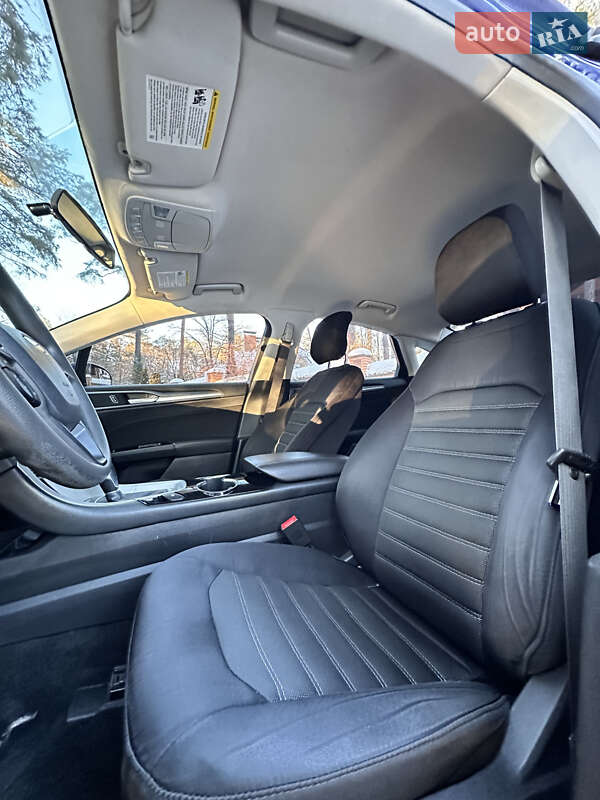 Седан Ford Fusion 2014 в Киеве