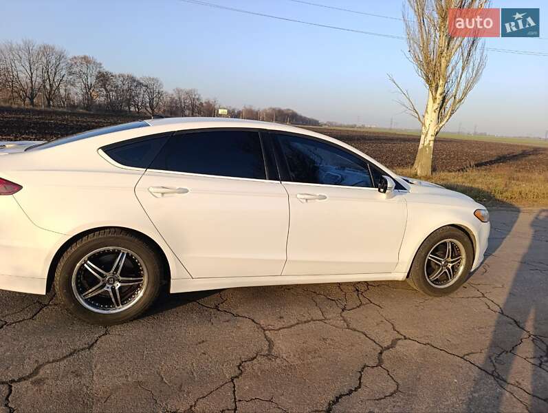 Седан Ford Fusion 2016 в Днепре фото 3 Седан Ford Fusion 2016 в Днепре