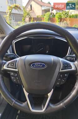 Седан Ford Fusion 2015 в Золочеве