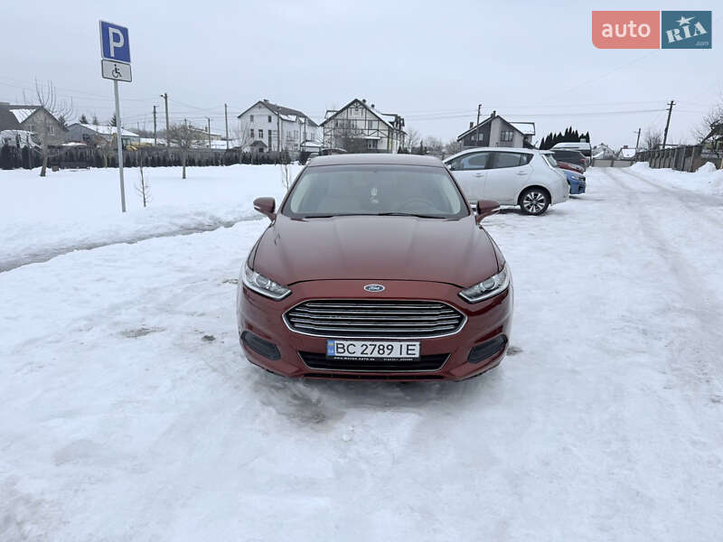 Седан Ford Fusion 2014 в Львові