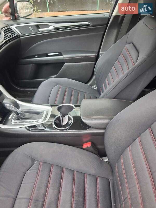 Седан Ford Fusion 2016 в Одессе