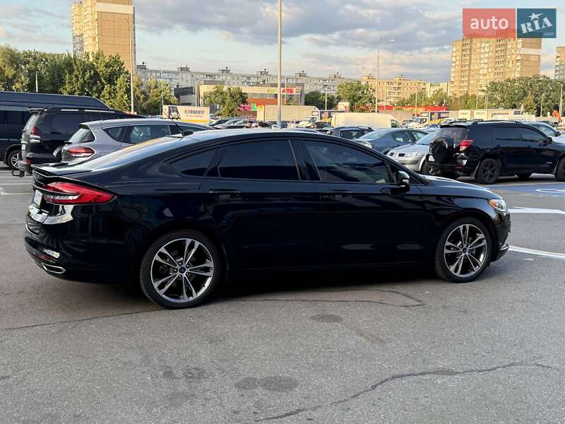 Седан Ford Fusion 2017 в Киеве