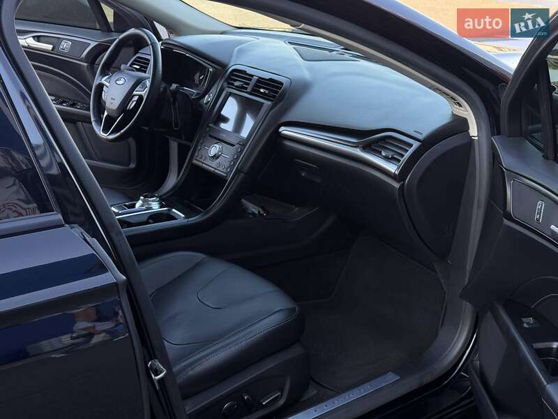 Седан Ford Fusion 2017 в Киеве