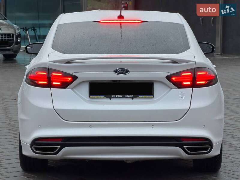 Седан Ford Fusion 2015 в Запоріжжі