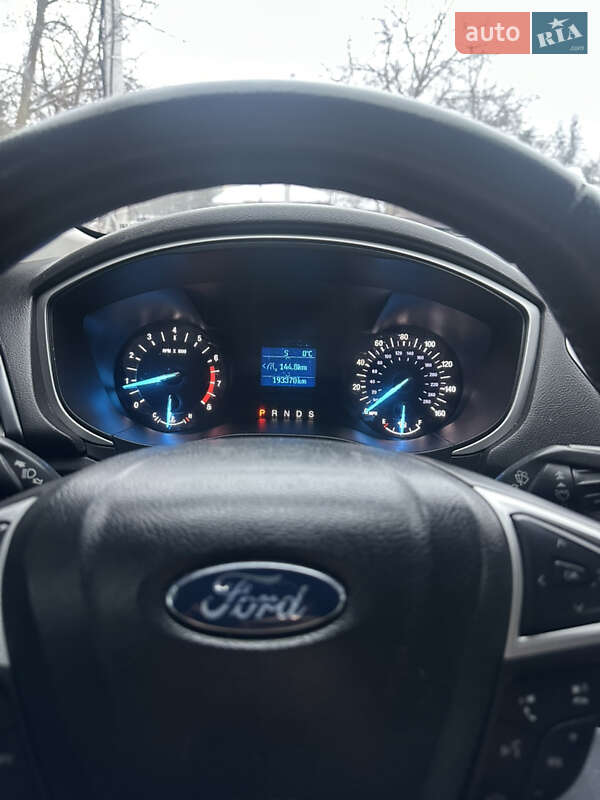 Седан Ford Fusion 2013 в Ивано-Франковске