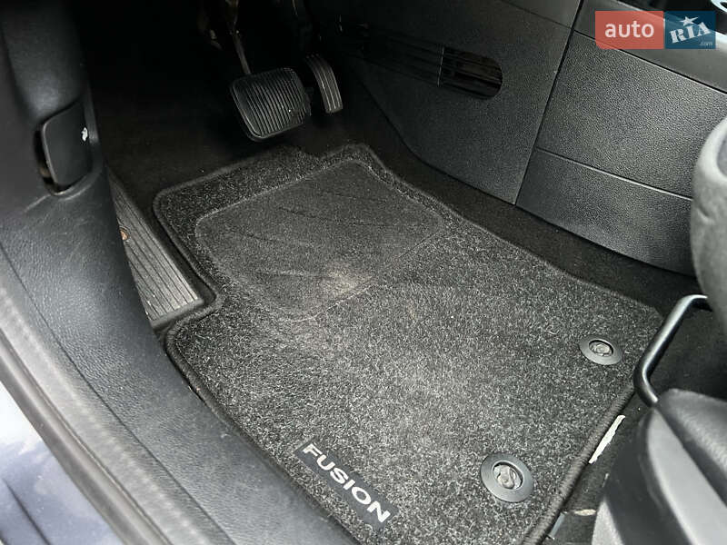 Хэтчбек Ford Fusion 2009 в Луцке